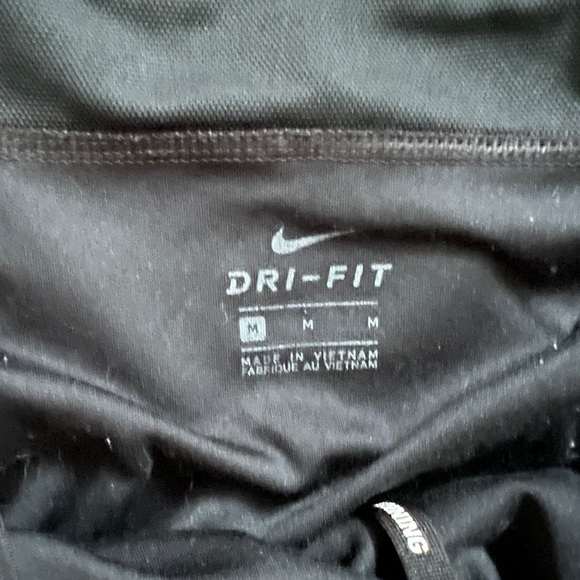 Nike Dri Fit Black Shorts Medium - Picture 5 of 6